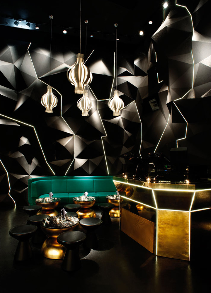 Tazmania Ballroom . Hong Kong . Tom Dixon