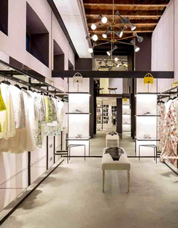 Gianbattista Valli . Milano . Italy