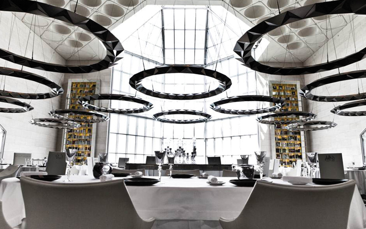 Idam restaurant . Qatar . Alain Ducasse . Philippe Starck