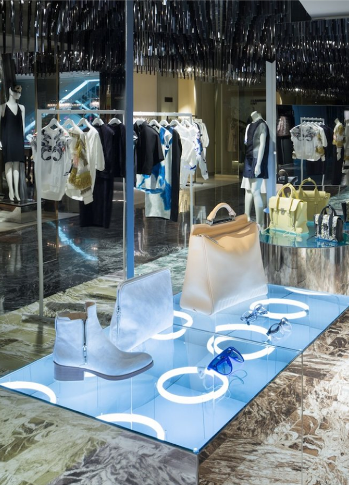  	Pop-up store 3.1 Phillip Lim . Schemata Architects . Shinjuku . Tokyo . Japan