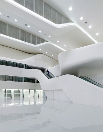 Dongdaemun Design Park Plaza . Zaha Hadid . Seoul . South Korea