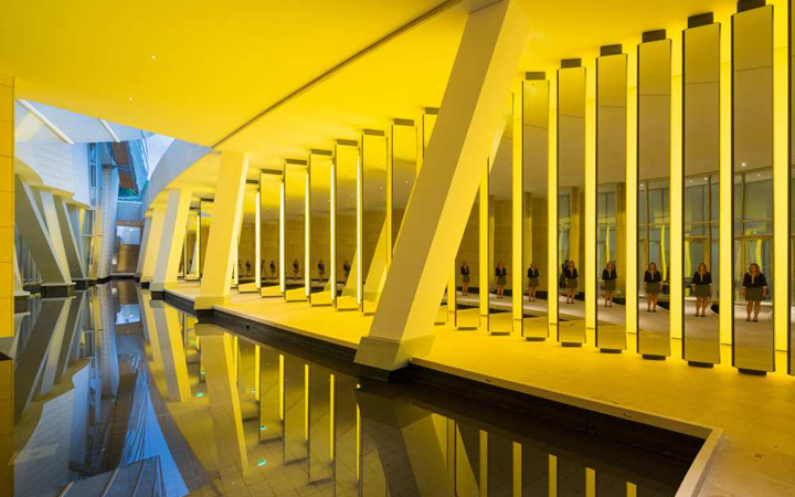 Olafur Eliasson . Inside the horizon . Contact . Fondation Louis Vuitton