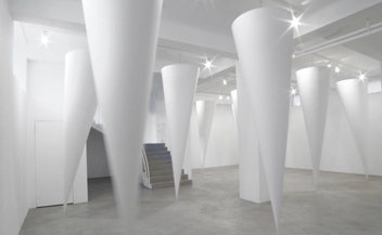 Gianni Colombo . A Arte Invernizzi . Milan . Italy